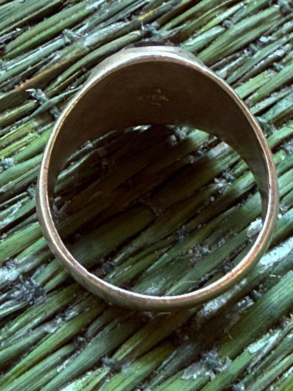 Vintage Sterling Silver Faceted Hematite Men's Southwestern Ring sz 8?